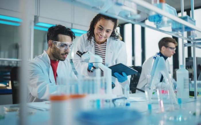 Recursos contra concursos de méritos de Universidades